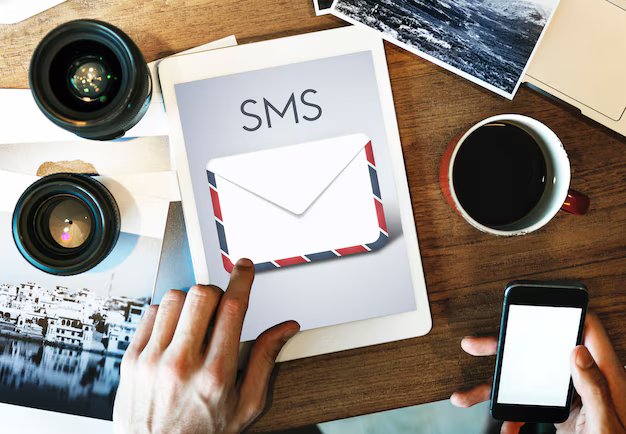 What Bulk SMS Service Are Ideal for the Fashion Industry?