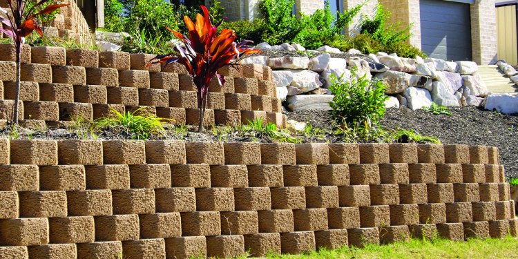 Durable and Stylish Masonry Retaining Wall in Albuquerque NM