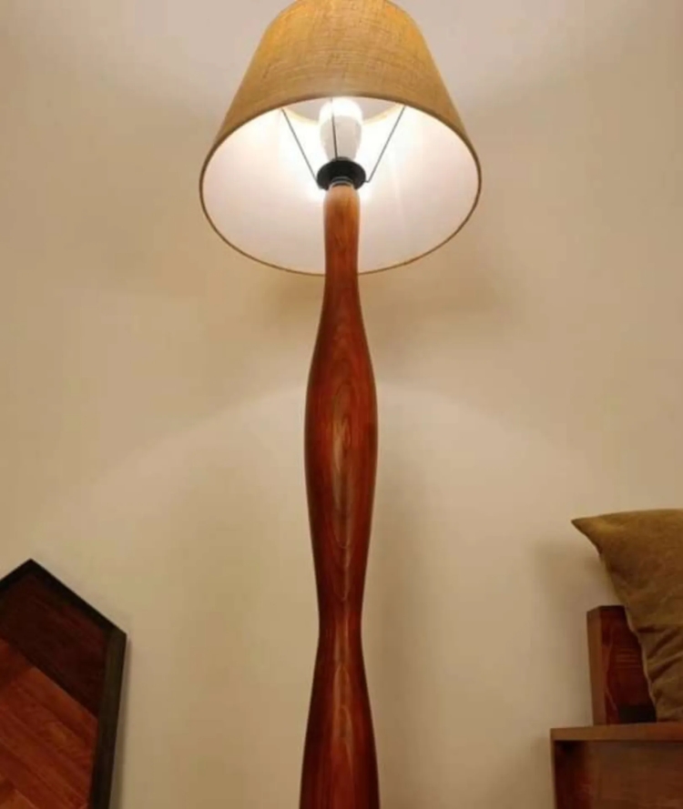 How to Choose the Perfect Standing Lamp for Your Living Room