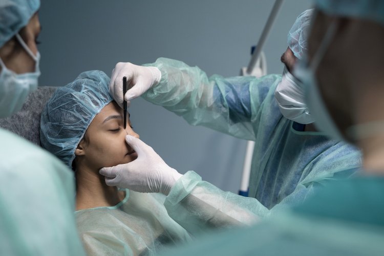 Is the Best Plastic Surgeon in Jaipur Experienced in Reconstructive Surgery?