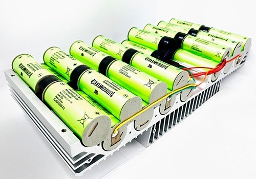 Factors Influencing the Design of Custom Lithium-Ion Battery Packs