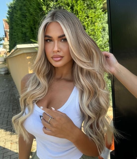 Blonde Hair Extensions: A Canvas for Your Inner Radiance