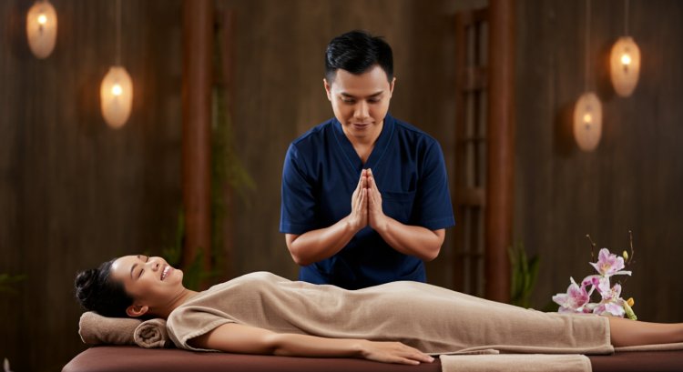 Massage Therapy at Aesthetics by Mahreen | Pain Relief & Wellness