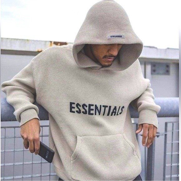 Essentials Hoodie: A Fashion Trend Sweeping the USA