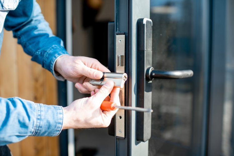 Fast & Reliable Locksmith Northfield – 24/7 Emergency Callout!