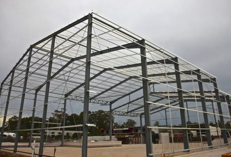 Why Industrial Shed Manufacturers Prefer PEB Structures Over Conventional Sheds